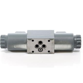 Hydraulisches Wegeventil  Gebraucht